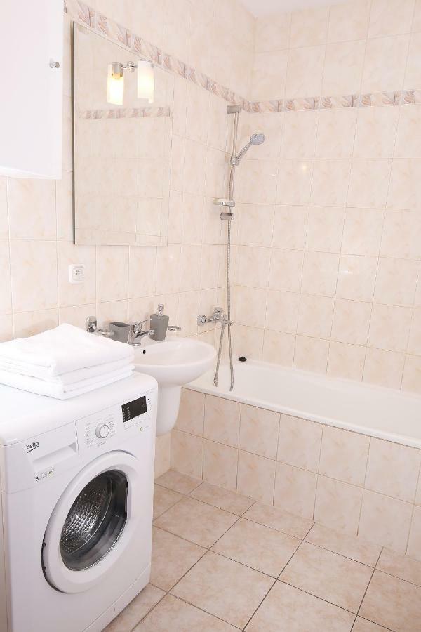 100-sio Apartment