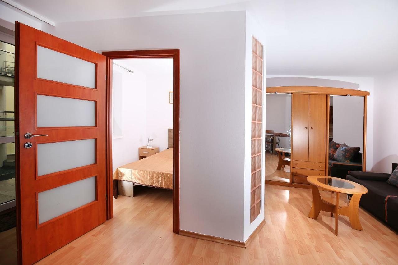 100-sio Apartment